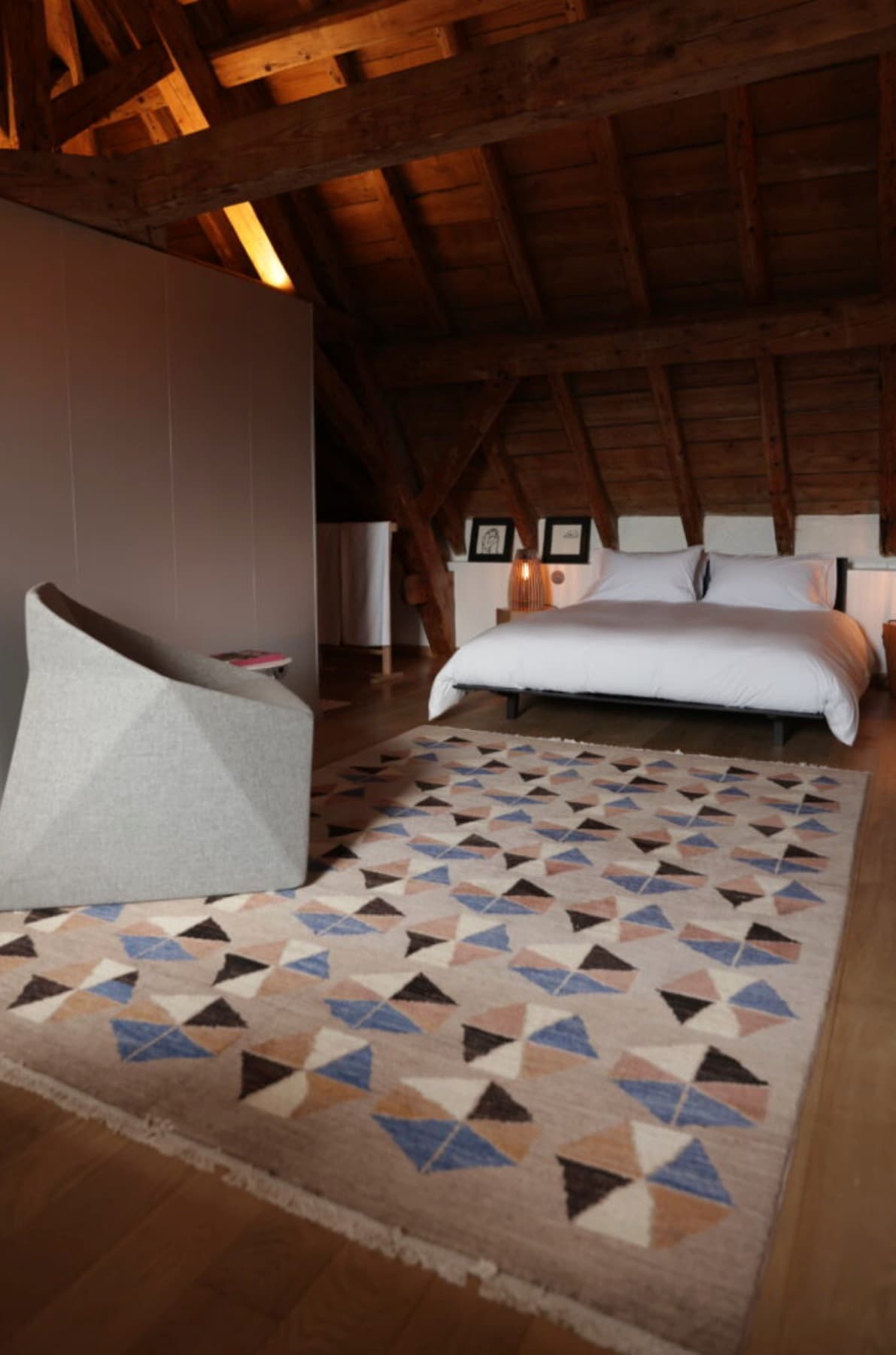 Chambre sous les combles, charpente d'origine